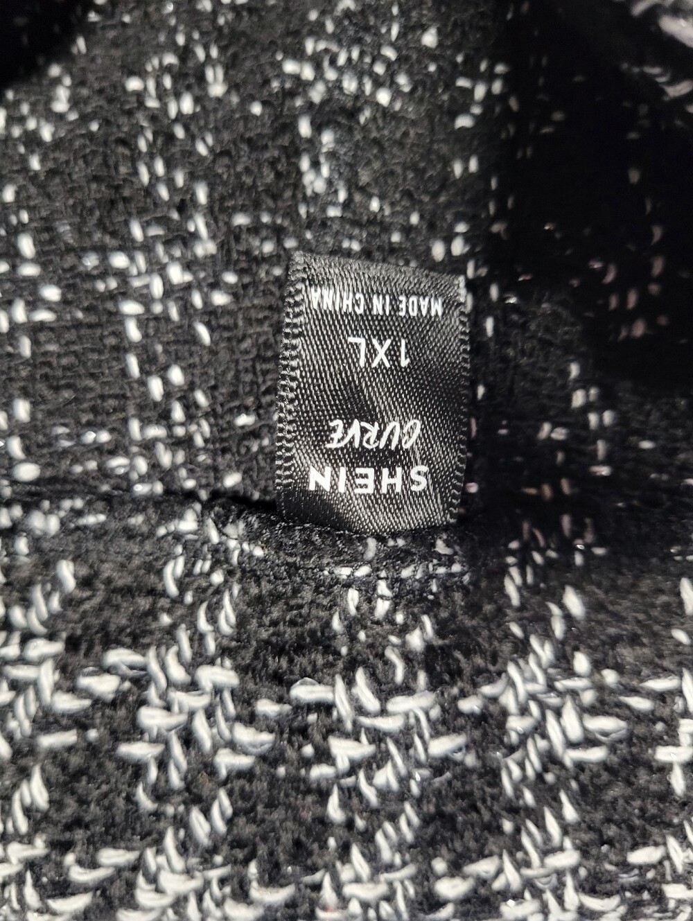 Houndstooth shorts - Picture 3 of 3